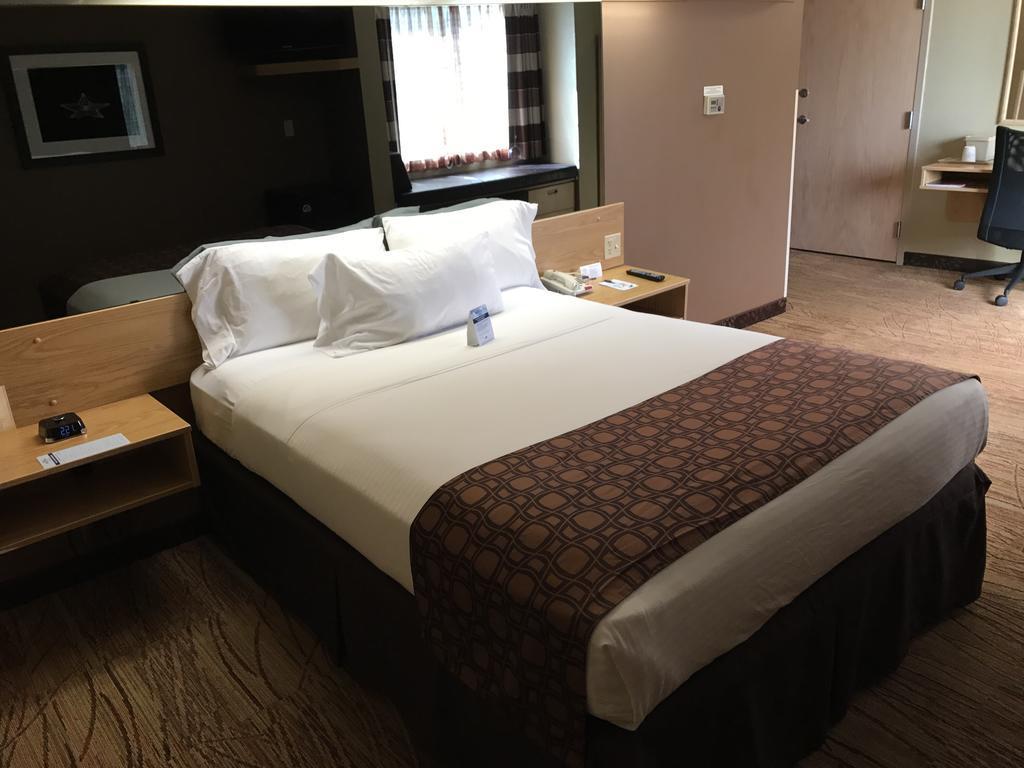 Best Western El Paso Airport Entrada Hotel Exterior foto
